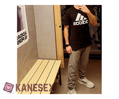 ΠΑΝΤΡΕΜΕΝΗ ΑΝΩ ΤΩΝ 40