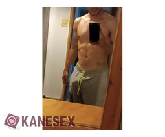 Ψωλαράς ψαχνει