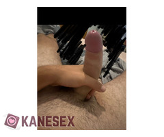 Καυλιαρης ψάχνει πάρεα!