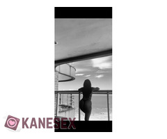 Σούπερ σέξι Ελένη 20 χρονών πιπίνι Έχω και Φίλη για διπλό