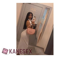 Μικρή καυλιάρα τρανς χαρα Σε περιμένω καυλωμένη - Εικόνα 6