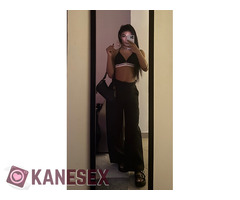 Μικρή καυλιάρα τρανς χαρα Σε περιμένω καυλωμένη - Εικόνα 9