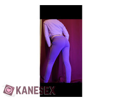 Αγοράκι που ντύνεται με δερμάτινα και γυναικεία - Εικόνα 6