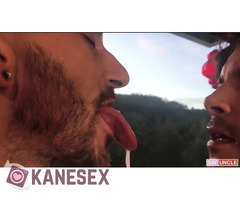 Ξεφτιλισμα πουστρα ανώμαλο γαμησια τρελο