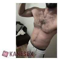 Εχέμυθος σοβαρός άνθρωπος με πολύ φαντασία - Εικόνα 2