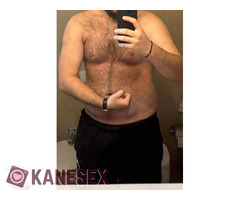 23χρονος προσφερει οικονομικη βοηθεια σε ΓΥΝΑΙΚΕΣ