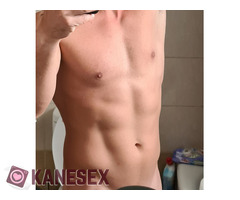 Αν έχεις καύλες στείλε μου!