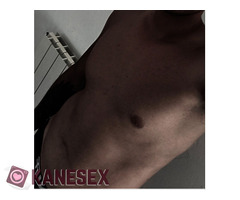 Αντρας 25 ετων 1,90 90 κιλα διαθεσιμος για ζευγαρια η γυναικες στην Κω