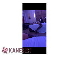 Kavliara cross psaxnei twra gamiades