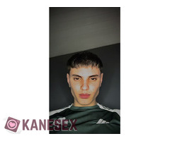 Όμορφος Γυμνασμένος 20χρονος. - Εικόνα 3