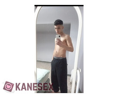 Im Alex, bisexual, 20cn WHATSAPP O VIBER 694 823 4330