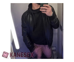 Ποιος ψήνει να γαμησουμε παρέα 