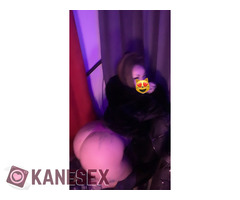 Τρελαίνομαι να δίνω κωλο μωρακι μου.