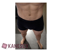 Ζευγάρι str8 για handjob η πίπα. Με δωρακι