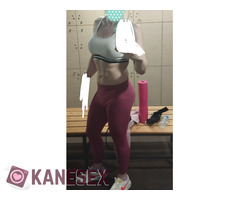 Δεν πληρώνομαι. Όμορφη Γυμνασμενη Τρανς Κοπέλα Για Όμορφο Ψηλο Μυώδη. - Εικόνα 2