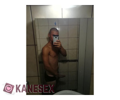 Καυλιρης ψάχνει μιλφακια - Εικόνα 6