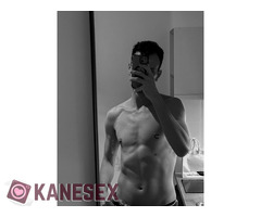 Bottom έτοιμος να ικανοποιήσει τα γούστα σου - Εικόνα 3