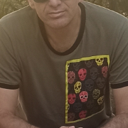 Κώστας