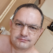 Λάζαρος Μουτεβελιδης